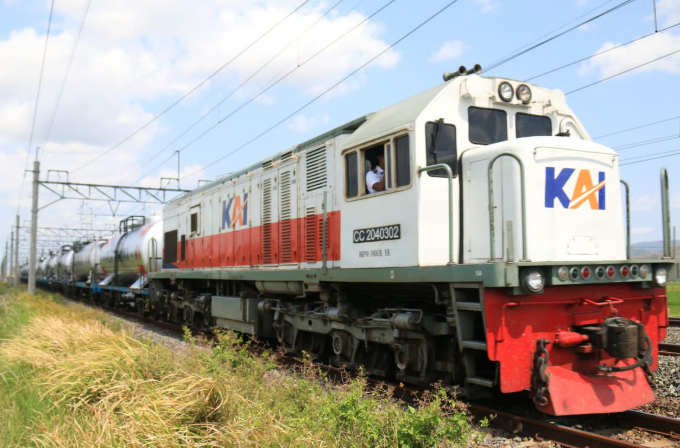 Angkutan Barang KAI Daop 6 Naik 23% pada 2025, Didominasi BBM