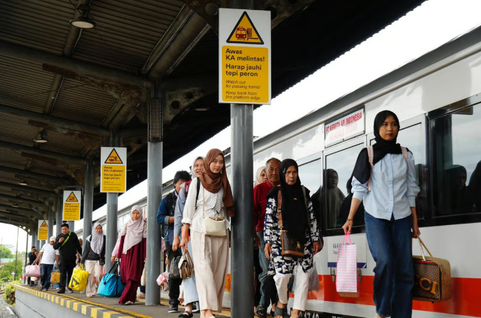 Tiket Kereta Api Lebaran 2026 Dibuka 25 Januari, Ini Jadwal Pemesanannya